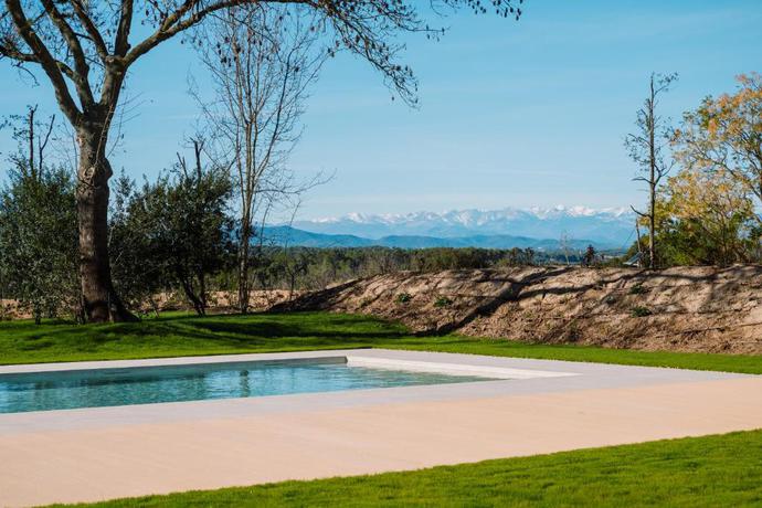Imagen de la piscina del Hotel Mas Vidal Vilafreser. Foto 34