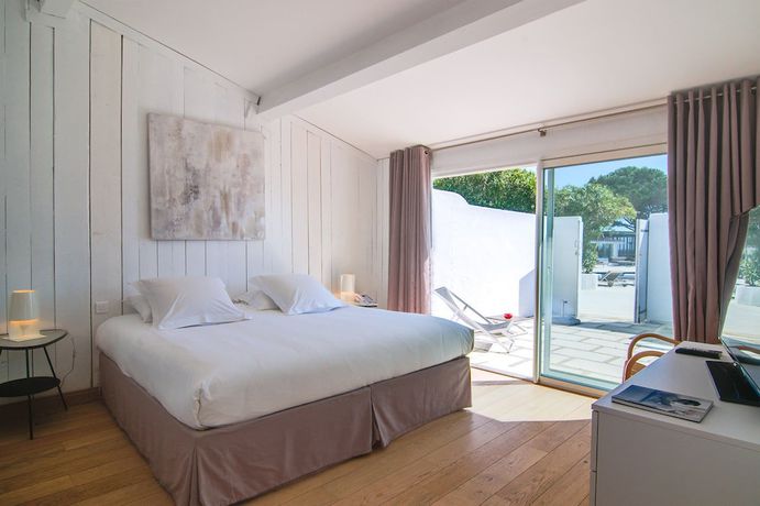 Imagen de la habitación del Hotel Mas de la Fouque H&ocirc;tel and Spa. Foto 10