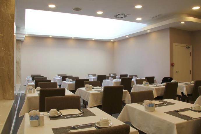 Imagen del bar/restaurante del Hotel Masa Almirante. Foto 3