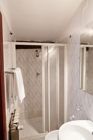 Imagen de la habitación del Hotel Masaccio Florence. Foto 5