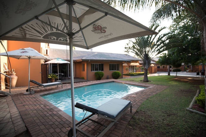 Imagen de la piscina del Hotel Masana Lodge. Foto 19