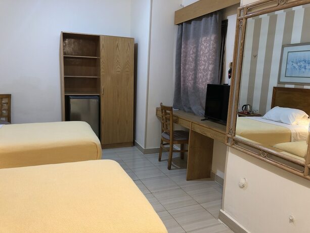 Imagen de la habitación del Hotel Masaya Suites. Foto 13