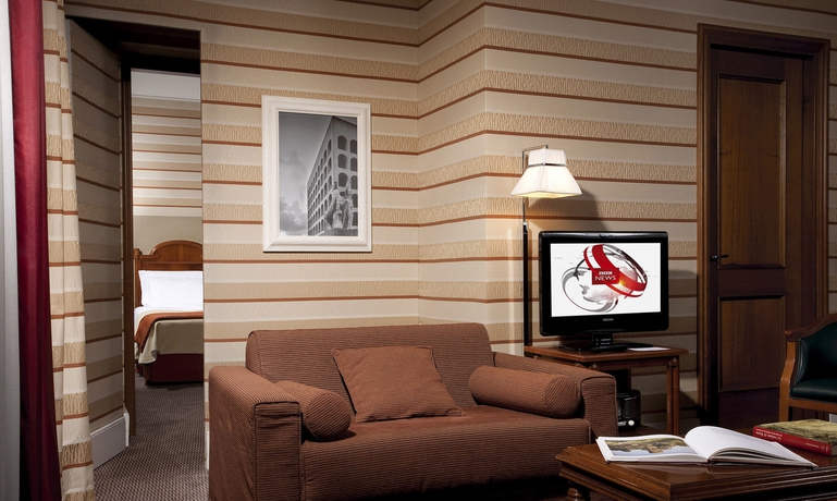 Imagen de los interiores del Hotel Mascagni. Foto 13