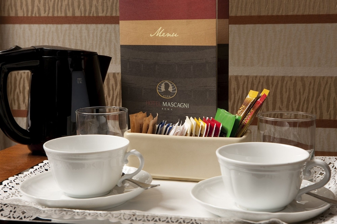 Imagen de la habitación del Hotel Mascagni. Foto 12