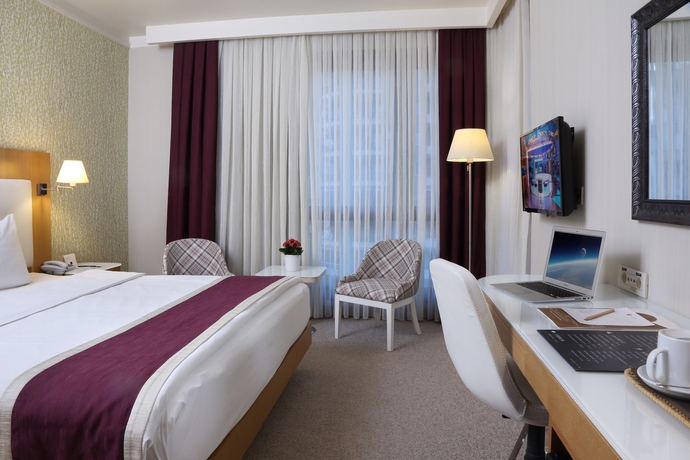 Imagen de la habitación del Hotel Masel. Foto 8