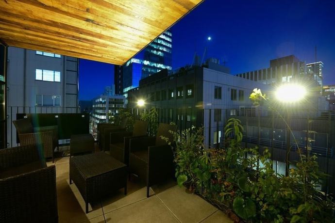 Imagen de los exteriores del Hotel Mash Caf&eacute; and Bed AKIHABARA - Hostel. Foto 14