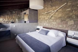 Imagen de la habitación del Hotel Masia La Torre. Foto 5