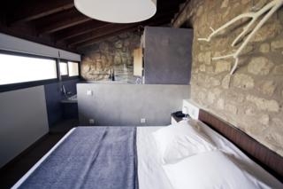 Imagen de la habitación del Hotel Masia La Torre. Foto 6