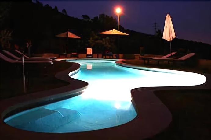 Imagen de la piscina del Hotel Masia Sumidors. Foto 19