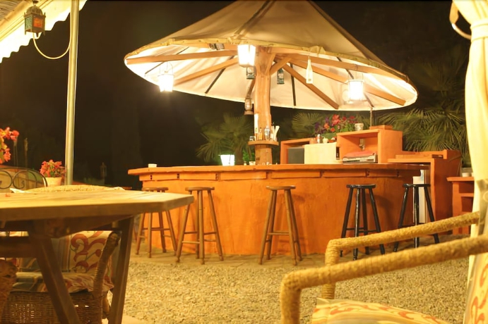 Imagen del bar/restaurante del Hotel Masia Sumidors. Foto 4