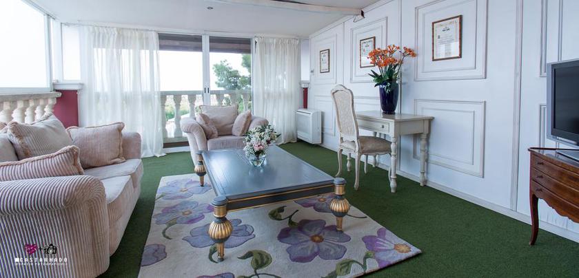 Imagen general del Hotel Masía De Lacy. Foto 11