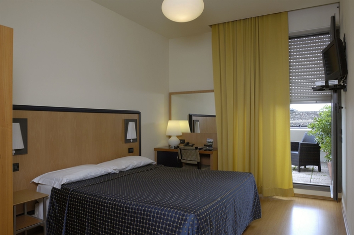 Imagen de la habitación del Hotel Masini. Foto 10