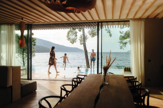 Imagen de la habitación del Hotel Maslina Resort. Foto 17