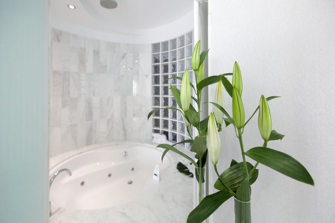 Imagen de la habitación del Hotel Masmonzon. Foto 10