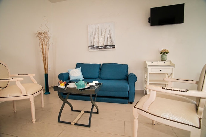 Imagen de la habitación del Hotel Masouriblu. Foto 18