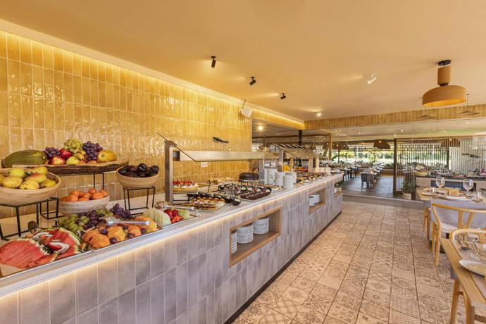 Imagen del bar/restaurante del Hotel Maspalomas Villas by Dunas - Adults Only. Foto 5