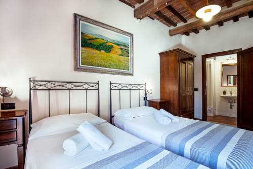 Imagen de la habitación del Hotel Massa Alta. Foto 3