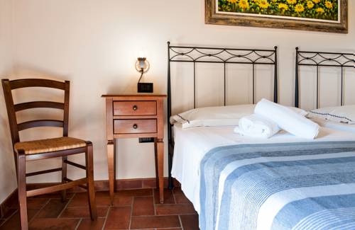 Imagen de la habitación del Hotel Massa Alta. Foto 9