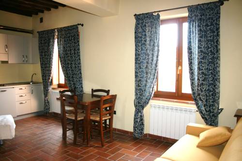 Imagen de la habitación del Hotel Massa Alta. Foto 12