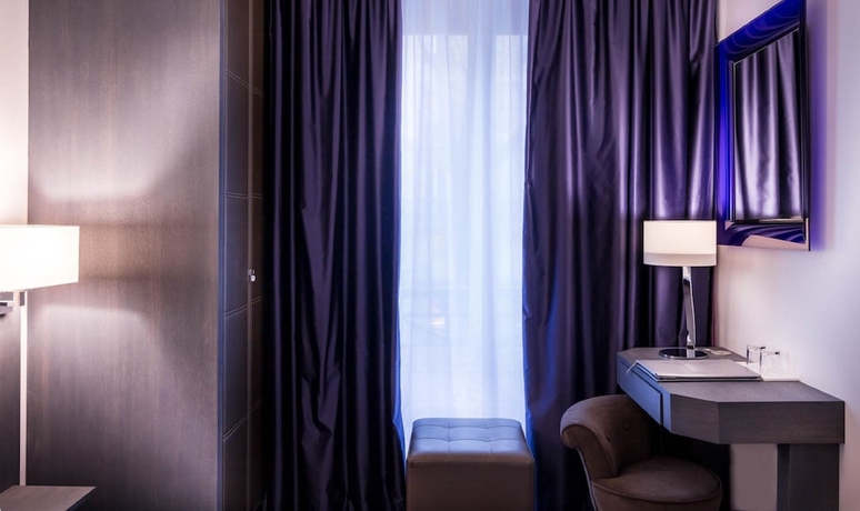 Imagen de la habitación del Hotel Masséna. Foto 6