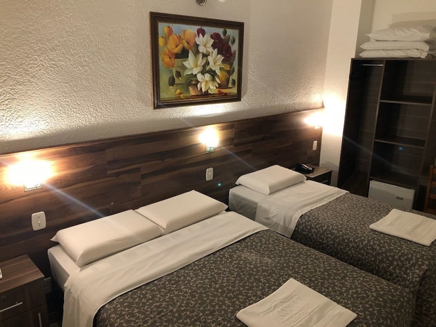 Imagen de la habitación del Hotel Masseilot. Foto 5