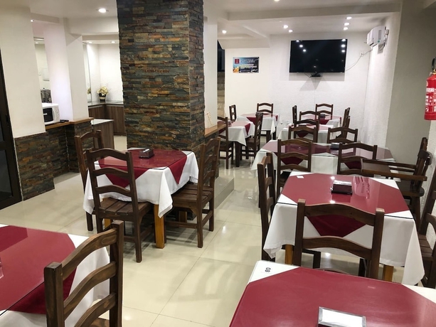 Imagen del bar/restaurante del Hotel Masseilot. Foto 2