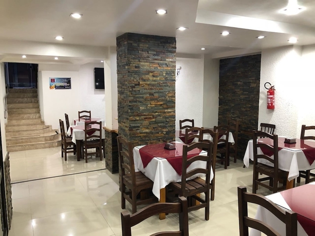 Imagen del bar/restaurante del Hotel Masseilot. Foto 3