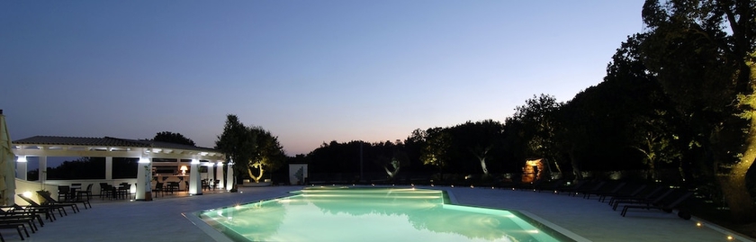 Imagen de la piscina del Hotel Masseria Chiancone Torricella. Foto 11