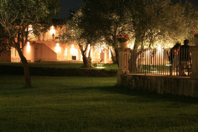 Imagen de los exteriores del Hotel Masseria Degli Ulivi. Foto 5