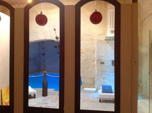 Imagen de la piscina del Hotel Masseria Donnaloia. Foto 14