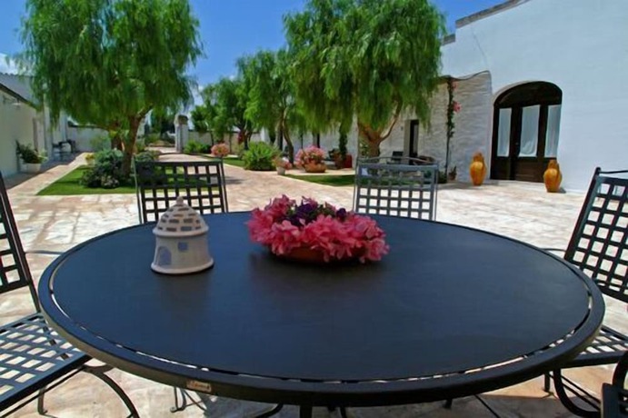 Imagen de los exteriores del Hotel Masseria L\'Ovile. Foto 12
