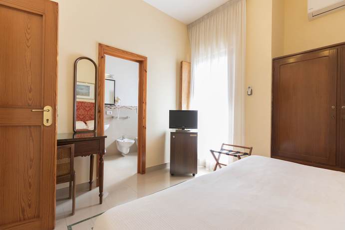 Imagen de la habitación del Hotel Masseria Sant'Anna. Foto 15