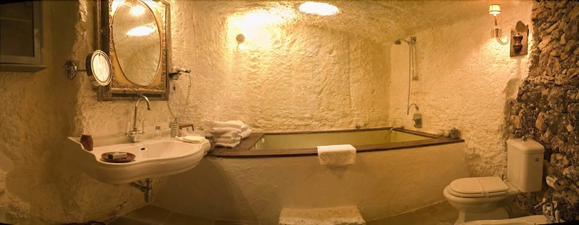 Imagen de la habitación del Hotel Masseria Torre Coccaro. Foto 18