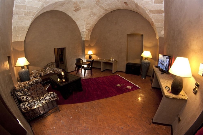 Imagen de los interiores del Hotel Masseria and Spa Luciagiovanni. Foto 7