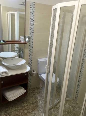Imagen de la habitación del Hotel Massilia. Foto 8