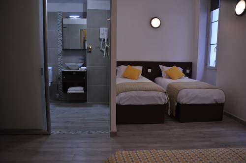Imagen de la habitación del Hotel Massilia. Foto 12