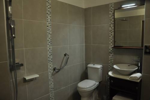 Imagen de la habitación del Hotel Massilia. Foto 14