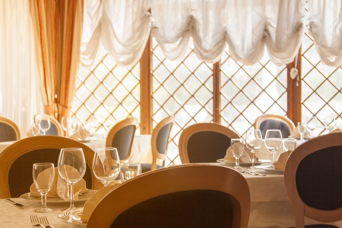 Imagen del bar/restaurante del Hotel Massimi City Garden. Foto 6