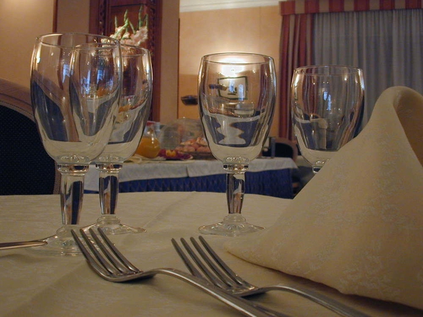 Imagen del bar/restaurante del Hotel Massimi City Garden. Foto 7