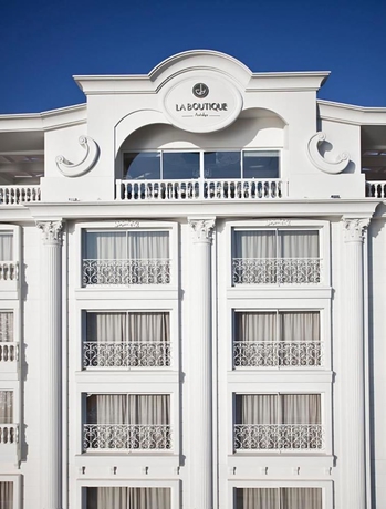 Imagen de los exteriores del Hotel Massimo - Adults Only. Foto 8