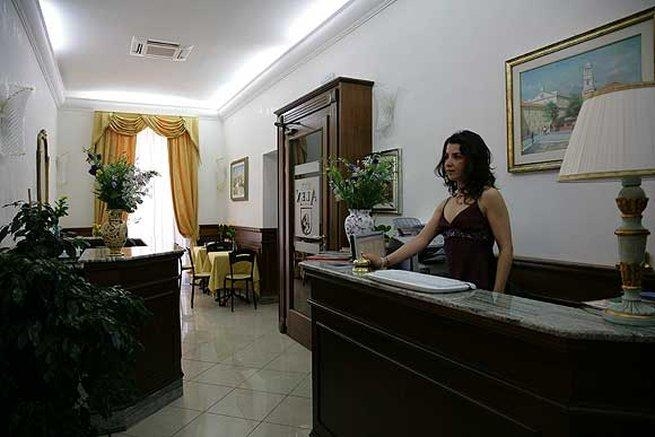 Imagen de los interiores del Hotel Massimo, Castro Pretorio. Foto 5