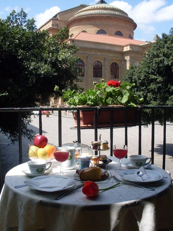 Imagen de los exteriores del Hotel Massimo Plaza. Foto 9