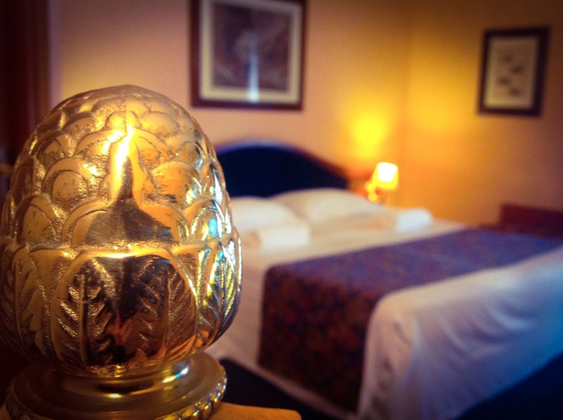 Imagen de la habitación del Hotel Massimo Plaza. Foto 7