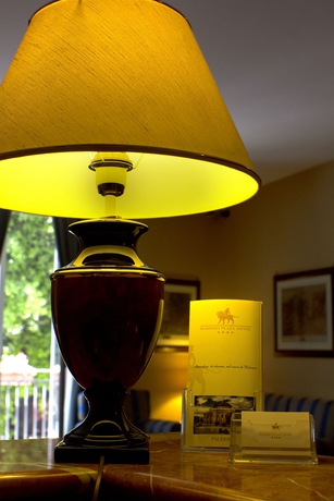 Imagen del bar/restaurante del Hotel Massimo Plaza. Foto 3