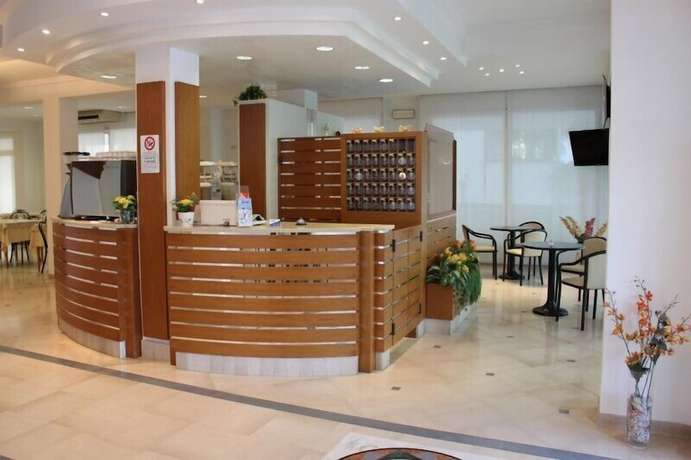 Imagen de los interiores del Hotel Massimo, Riccione. Foto 19