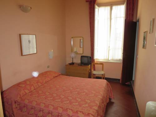 Imagen de la habitación del Hotel Massimo, Viareggio. Foto 3