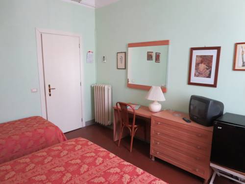 Imagen de la habitación del Hotel Massimo, Viareggio. Foto 13