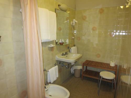 Imagen de la habitación del Hotel Massimo, Viareggio. Foto 14