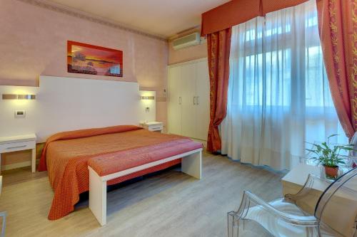Imagen de la habitación del Hotel Massimo d\'Azeglio. Foto 4