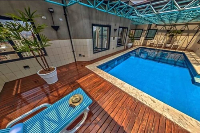 Imagen de la piscina del Hotel Massis. Foto 18